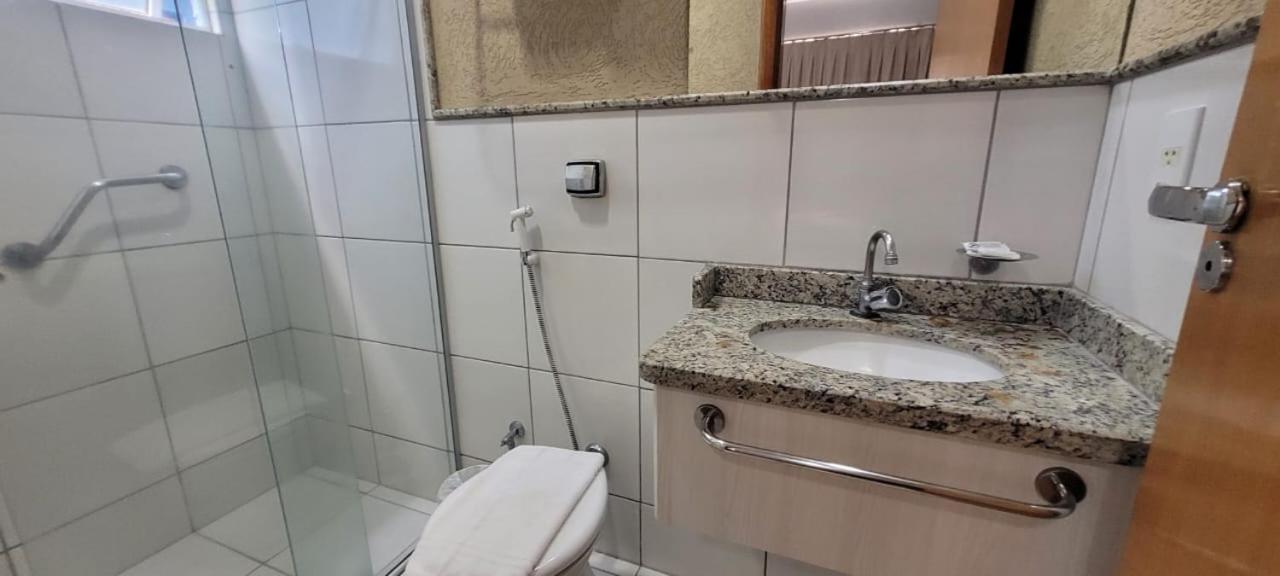 Golden Dolphin Grand 656 - 2 Quartos - 6 Adultos E 1 Crianca Ate 5 Anos - - Go * Caldas Novas