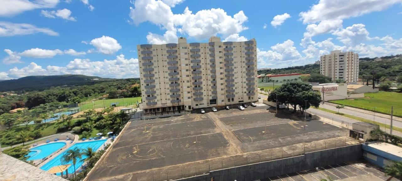 Apartamento Golden Dolphin Grand 656 - 2 Quartos - 6 Adultos E 1 Crianca Ate 5 Anos - - Go Caldas Novas